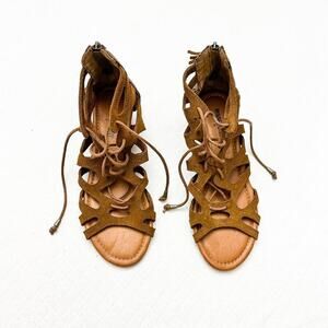 Minnetonka Open Toe Lace Up Sandals Brown Suede Leather Size 8
